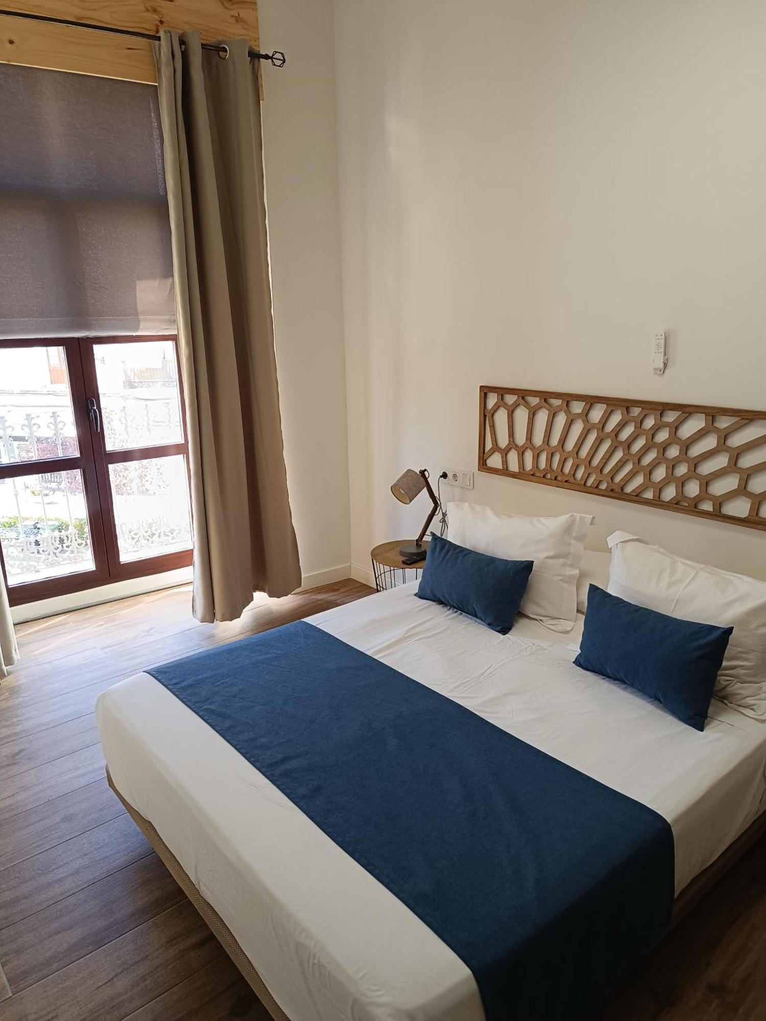 Apartamentos Al-Qazeres Luxury La Concepcion Caces المظهر الخارجي الصورة
