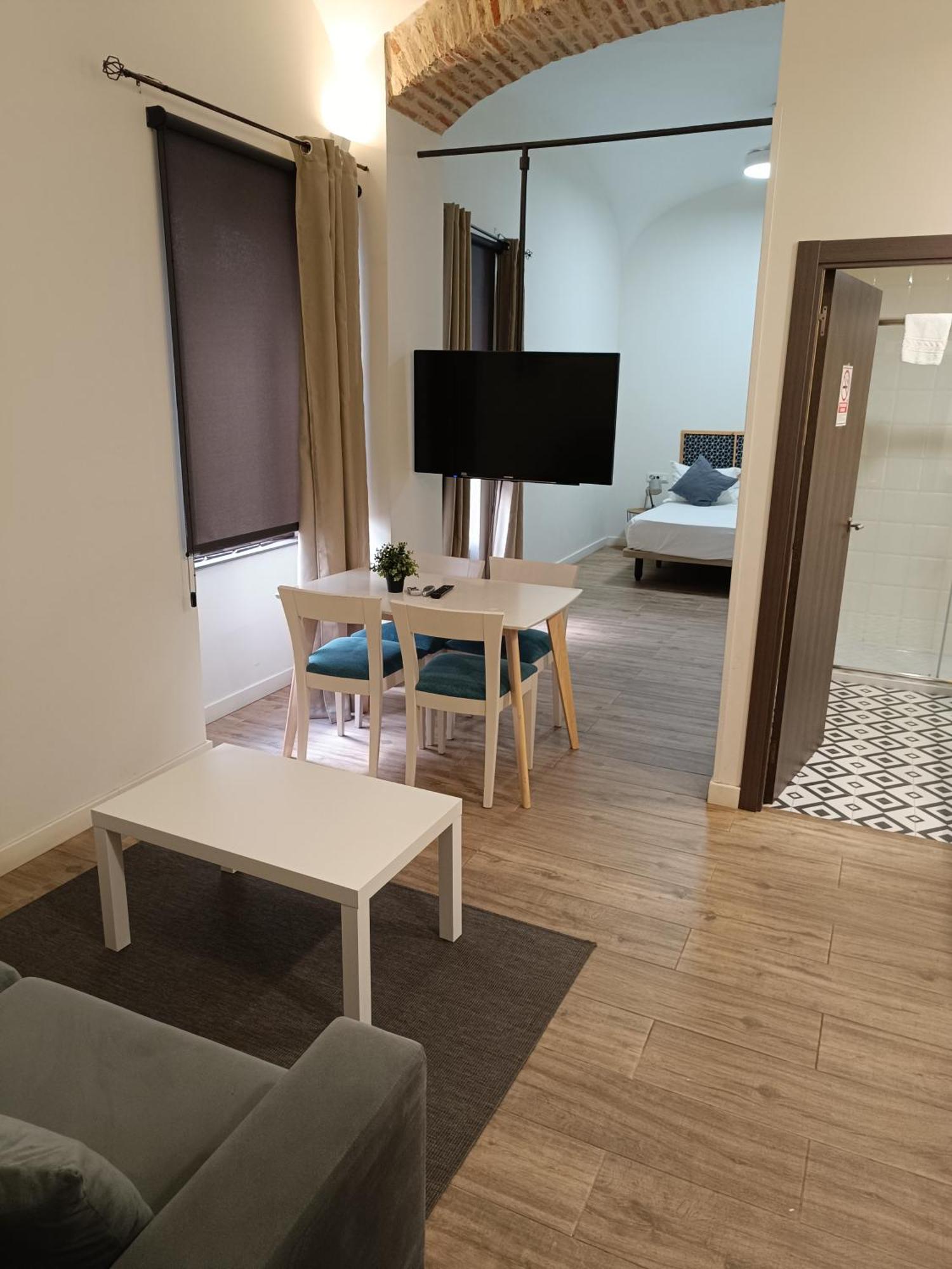 Apartamentos Al-Qazeres Luxury La Concepcion Caces المظهر الخارجي الصورة