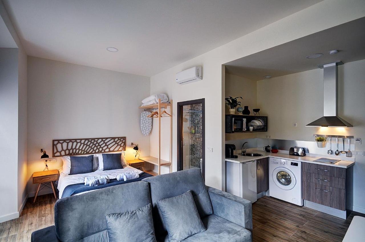 Apartamentos Al-Qazeres Luxury La Concepcion Caces المظهر الخارجي الصورة