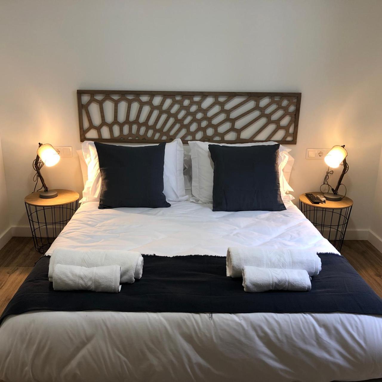 Apartamentos Al-Qazeres Luxury La Concepcion Caces المظهر الخارجي الصورة